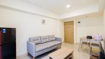 Room | Living room | TV