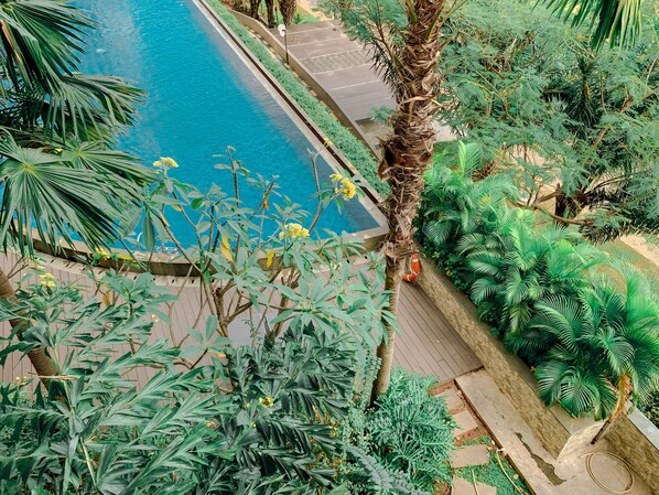 Outdoor pool - Minimalist And Cozy Stay 1Br Apartment At Mustika Golf Residence (Cikarang)