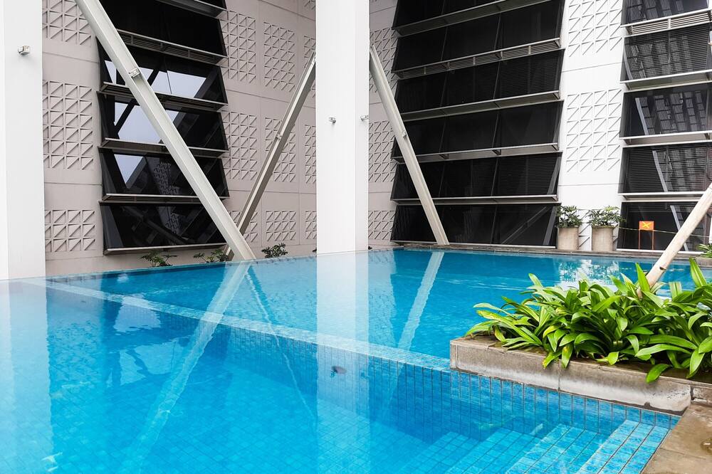 Comfortable And High Floor 1Br Paddington Heights Apartment - Kec. Cipondoh
