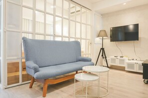 Room | 1 bedroom, free WiFi, bed sheets - Best Homey & Relax 1Br At Pakubuwono Terrace Apartment (Jakarta)