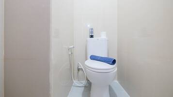 Room | Bathroom | Shower, towels