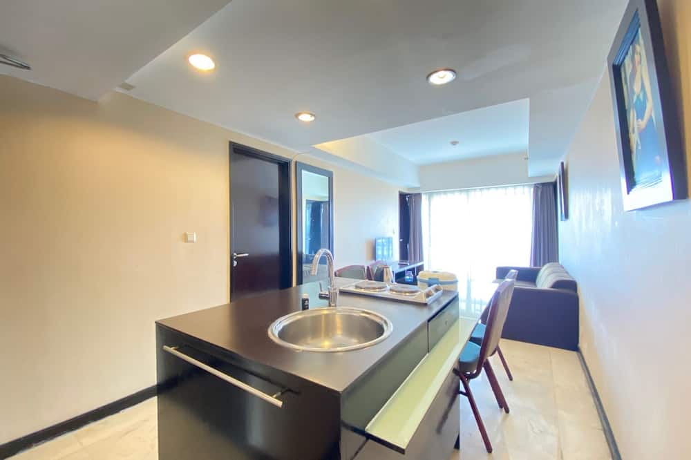 Gorgeous & Classic 2Br At Braga City Walk Apartment
