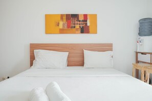 Room - Comfort Studio Room At Bassura City Apartment (Jakarta)
