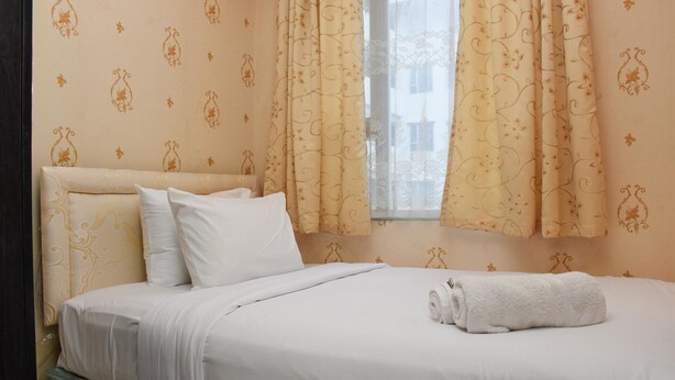 Ảnh chưa phân loại, 1 trong số 18 ảnh, nút