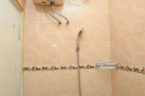Zimmer | Badezimmer | Dusche, Handtücher