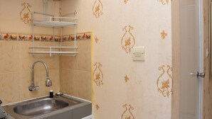 Ảnh chưa phân loại, 4 trong số 18 ảnh, nút