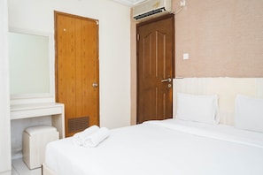 Room - Comfort 2Br Apartment At Great Western Resort (Tangerang)