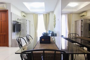 Room | Dining room - Spacious And Nice 2Br At One Cik Ditiro Apartment (Jakarta)