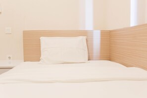 2 bedrooms, free WiFi, bed sheets - Great Choice 2Br Apartment At Meikarta (Cikarang)