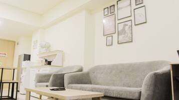 Room | Living room | TV