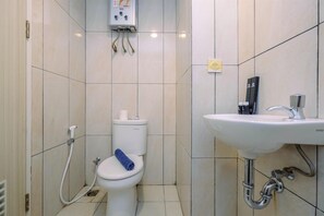 Habitación | Baño | Ducha, toallas y champú