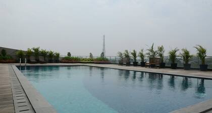 Homey And Cozy Studio Room At Tree Park City Bsd Apartment