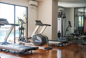 Fitness facility - Nice And Comfort Studio At Tamansari Semanggi Apartment (Jakarta)