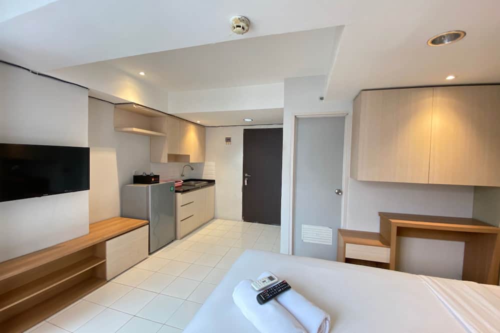 Spacious Studio Apartment At Jarrdin Cihampelas