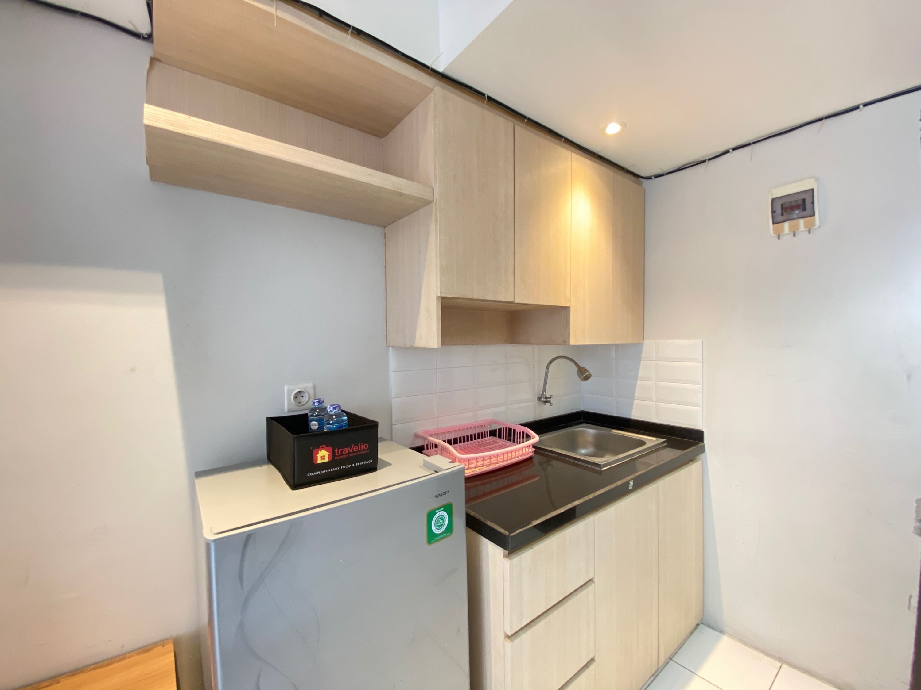 Quarto | Cozinha privada | Geladeira, cooktop, talheres/pratos/utensílios de cozinha