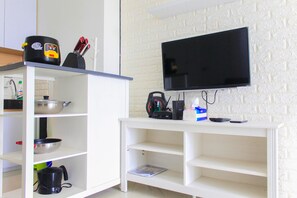 Living room - Elegant 1Br Apartment At Tuscany Residences (South Tangerang)