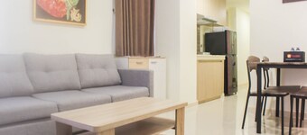 ラグジュアリー 2ッBRム アット メイカルタ アパートメント