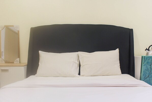 1 bedroom, free WiFi, bed sheets - Comfort 1Br At Meikarta Apartment (Cikarang)
