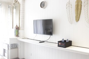 Room | 1 bedroom, free WiFi, bed sheets