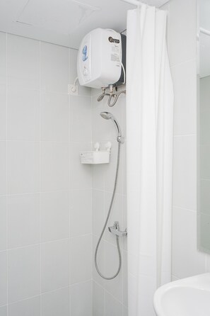 Zimmer | Badezimmer | Dusche, Handtücher