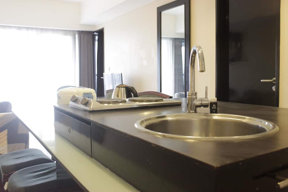 Gorgeous & Comfy 2Br At Braga City Walk Apartment
