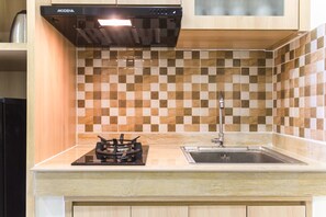 Private kitchen - Luxurious 2Br At Meikarta Apartment (Cikarang)