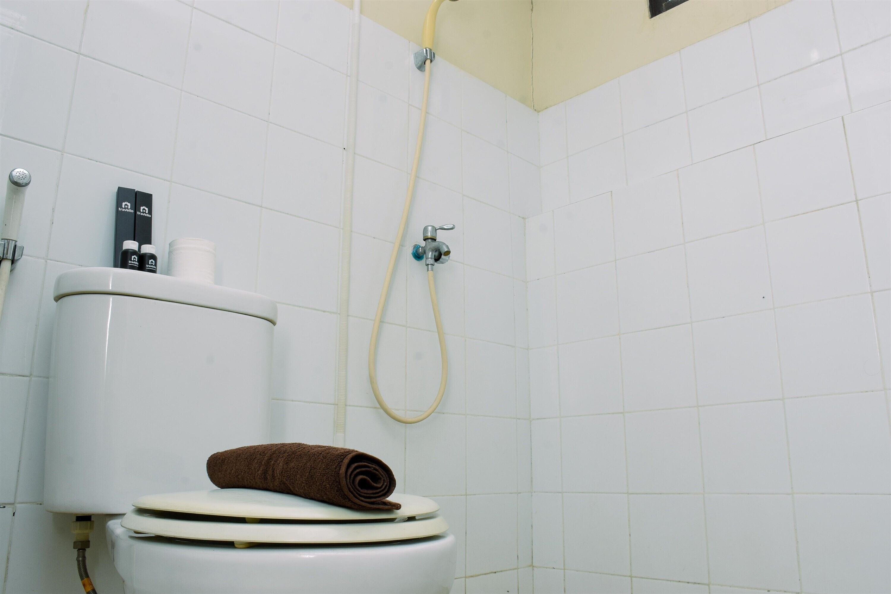 Room | Bathroom | Shower, towels