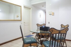 غرفة لتناول الطعام