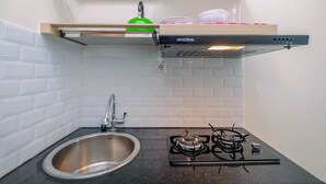 客房 | 私人廚房 | 電冰箱、爐台、鍋具/餐盤/廚房用品