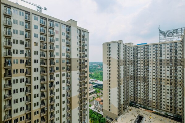 Exterior - New Furnished 2Br Apartment At Podomoro Golf View By Travelio (Gunung Putri)