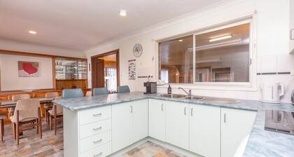 Wayila - Riverfront - Pet Friendly