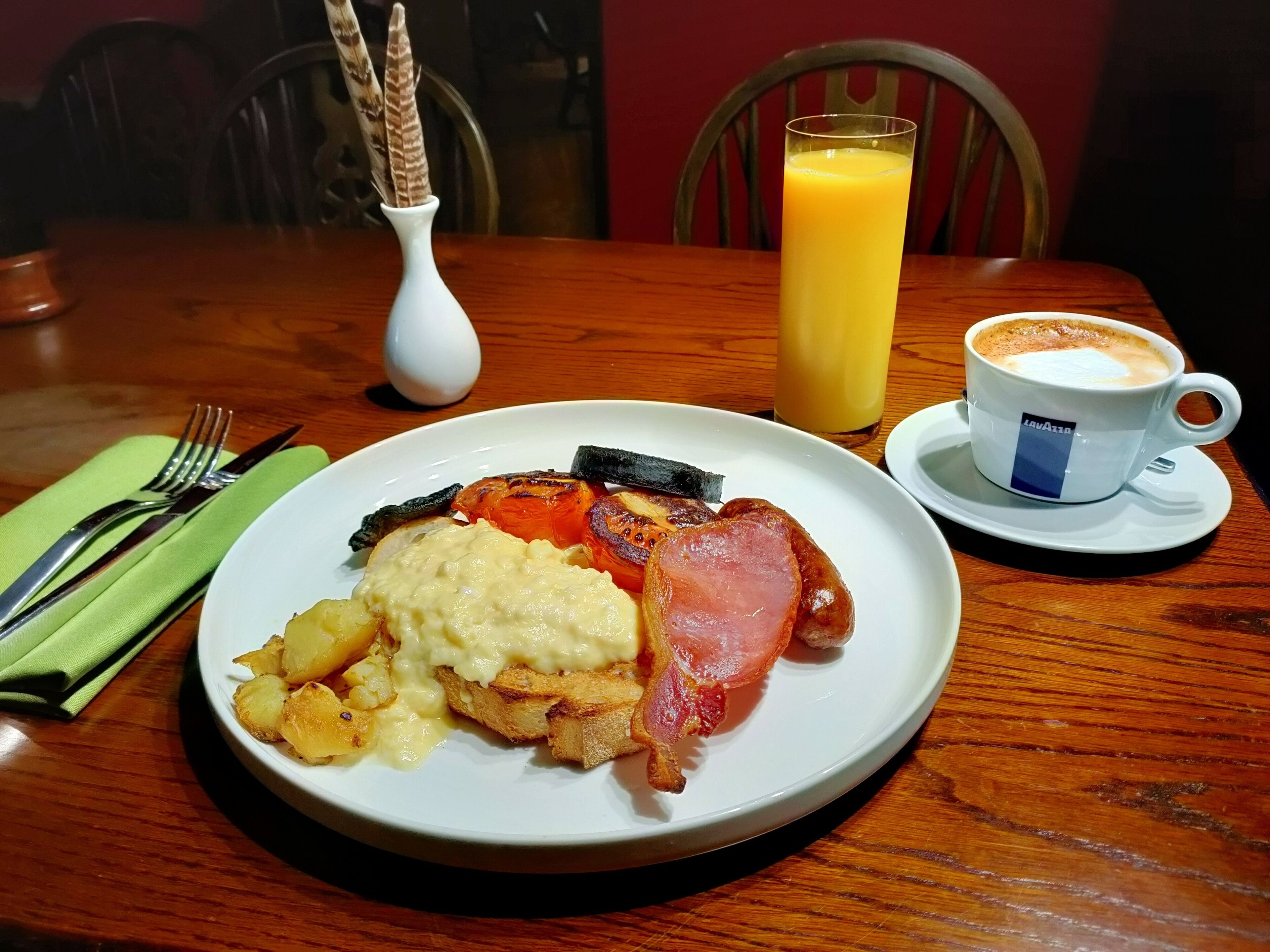 daily full breakfast for a fee