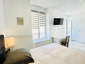 1 bedroom, iron/ironing board, free WiFi, bed sheets