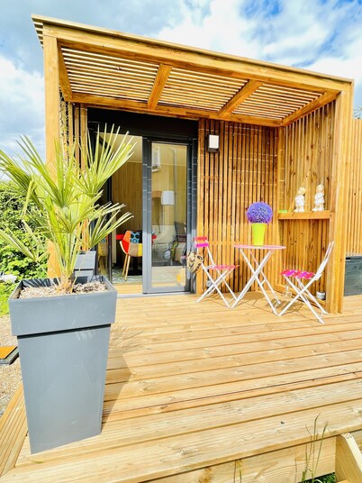 Cabane de Rafaël : A charming place to relax next to the Vittel park