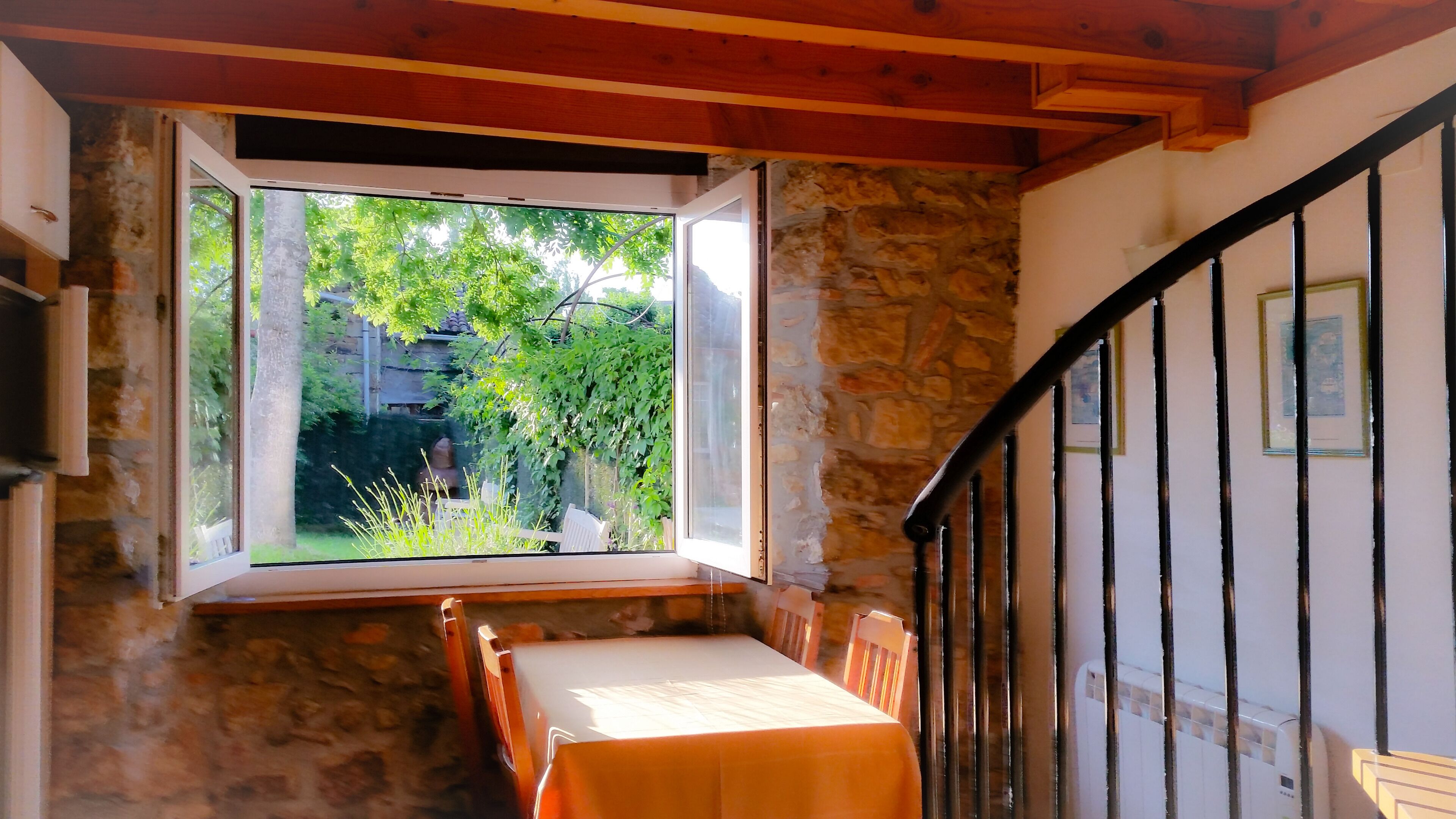Rural apartment with views of the Urbasa Park