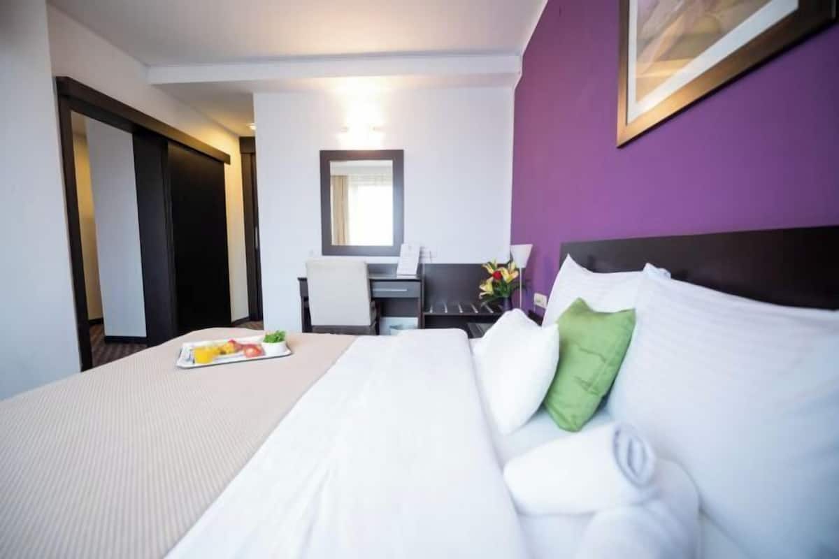 2 soveværelser, senge med madrasser af memory foam