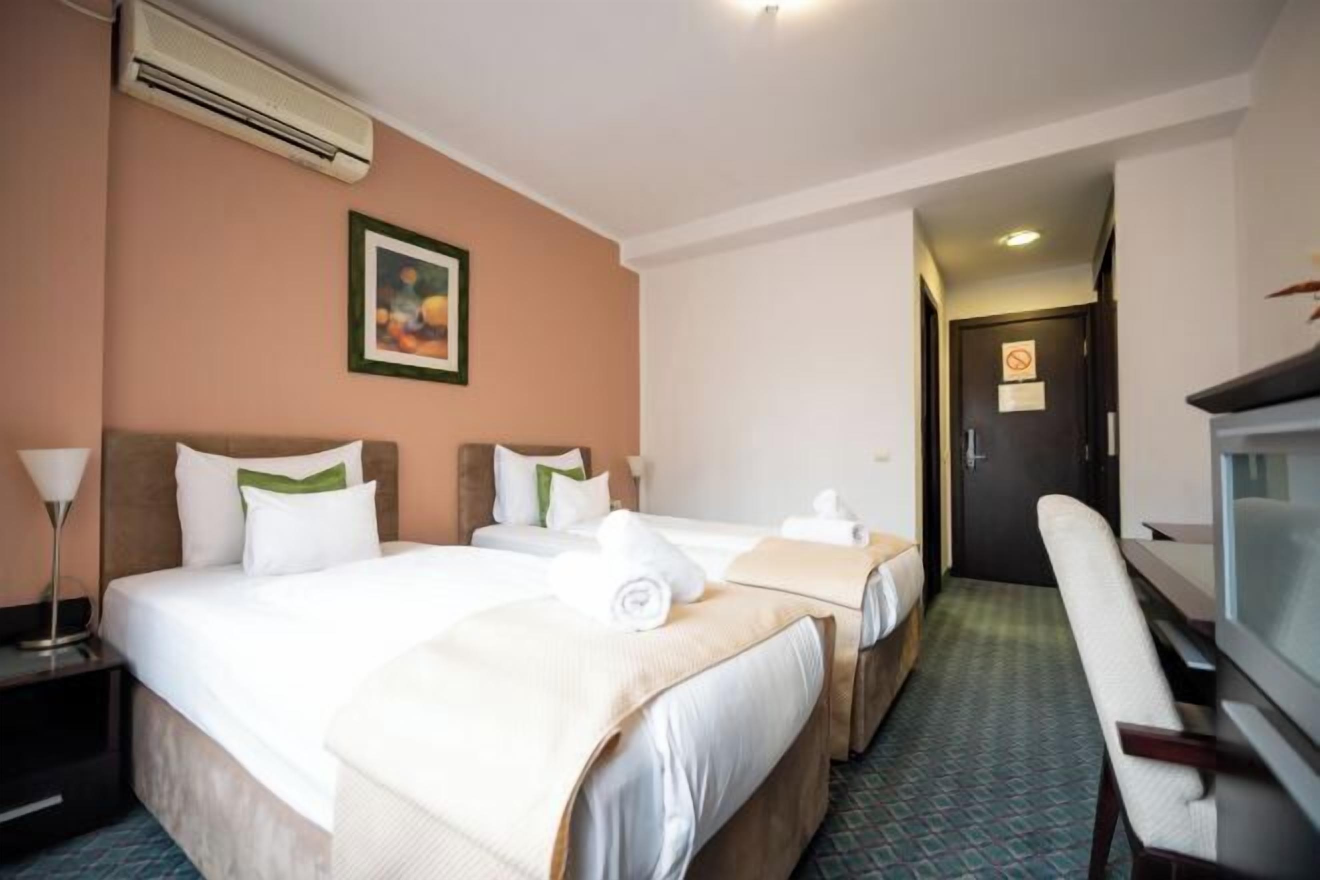 Memory foam beds, in-room safe, desk, blackout drapes