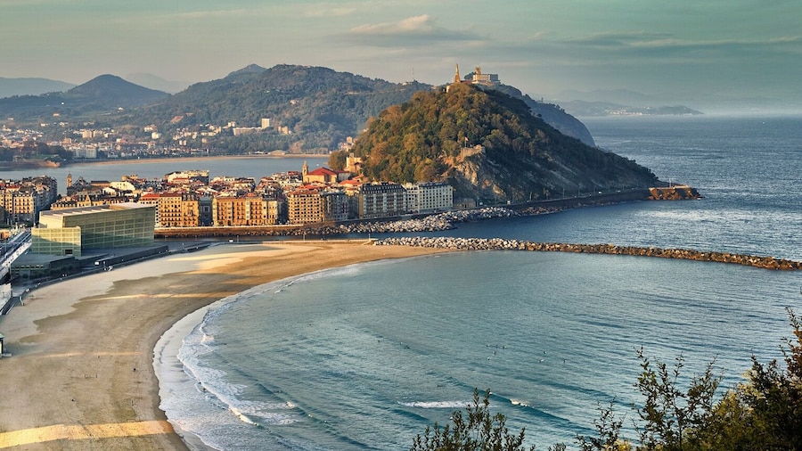 CENTRAL APARTMENT NEAR THE SEA - by SanSebastianApartments.es