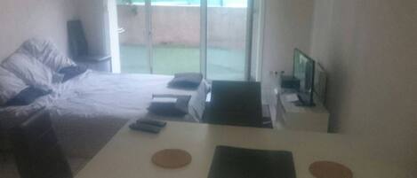 1 bedroom, free WiFi