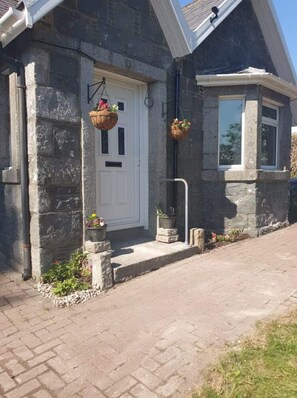 Cottage | Exterior - Modernised 1720s Cottage, Newton Stewart, Scotland (Newton Stewart)