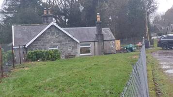 Cottage | Exterior