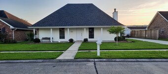 Awesome location, great parking, with a park in our backyard
