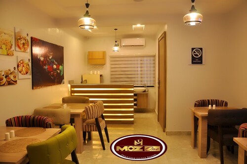 Moz One Executive Guest Rooms Hombori