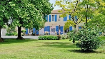 Extérieur