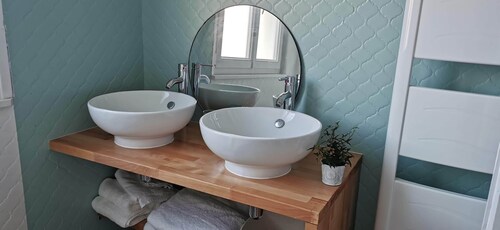 Le Spot, Group Lodging by the Sea