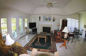 Smart TV, fireplace, video library, offices