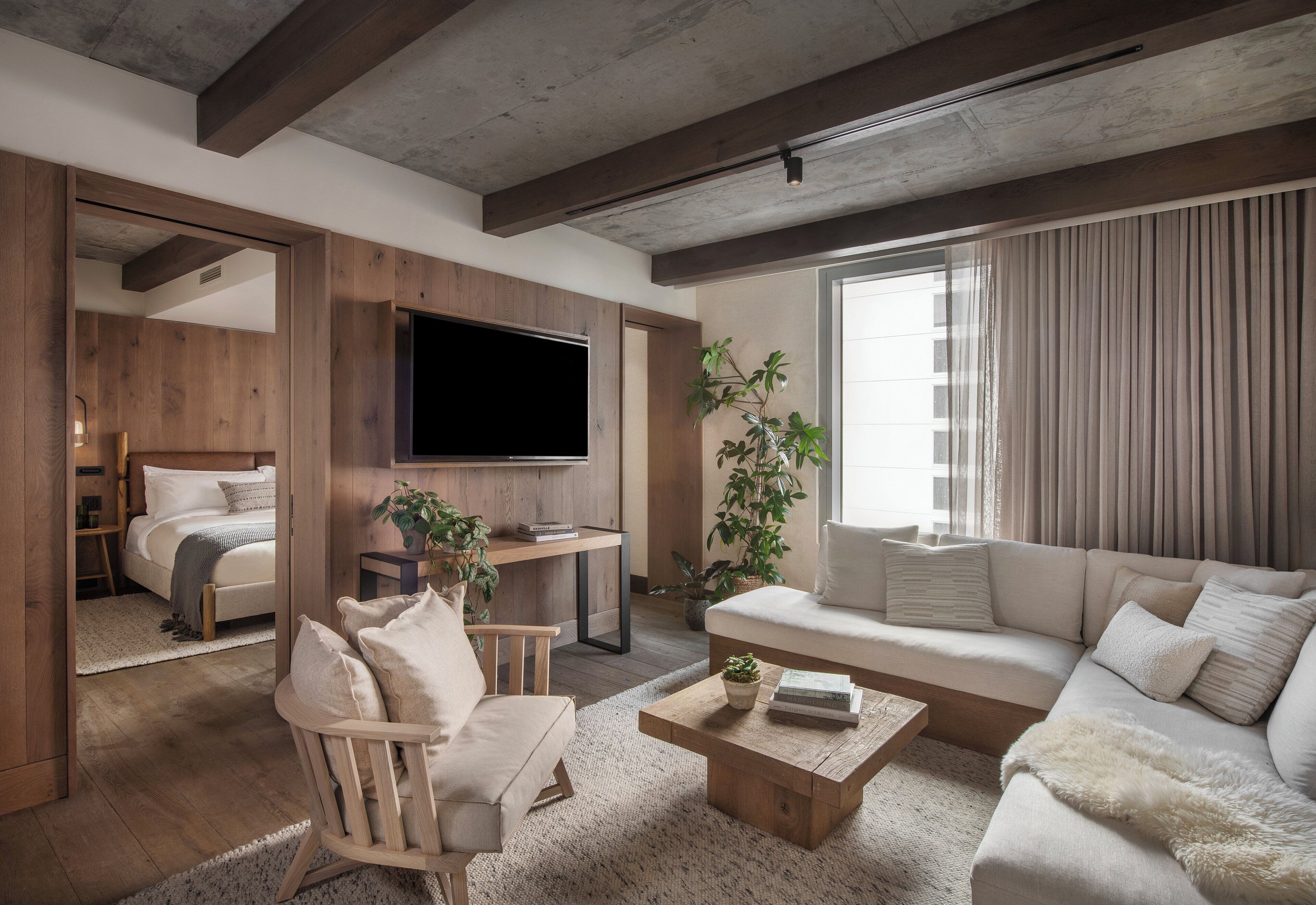 Suite, 1 slaapkamer | Luxe beddengoed, donzen dekbedden, pillowtop-bedden, een minibar