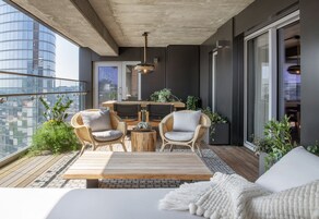 Room (Arbor) | Terrace/patio