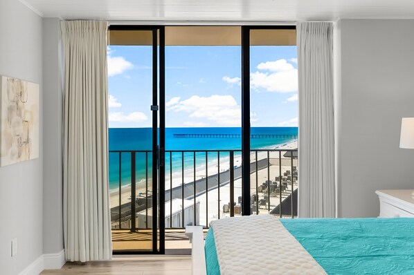 3 bedrooms, free WiFi, bed sheets, wheelchair access