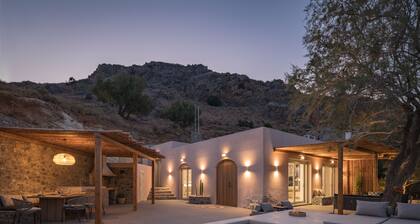 Isla Beach House, a Timeless Retreat